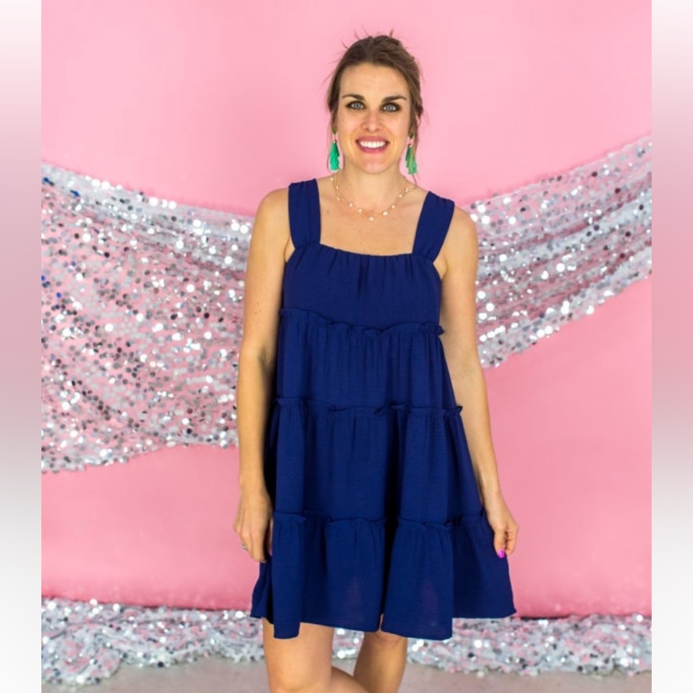 BNWT Navy Tier Ruffled Dress sz small